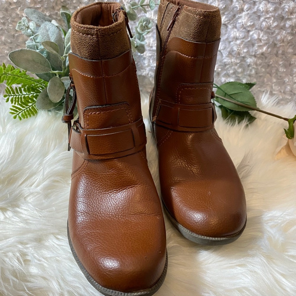 Clark boots